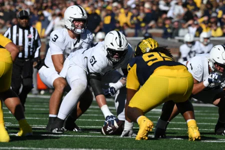 PSU's Campbell remains committed to Becht at QB
